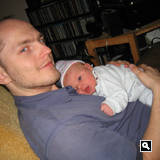 11. Apr '09: 20:10 Uhr -- Endlich mit Papa daheim